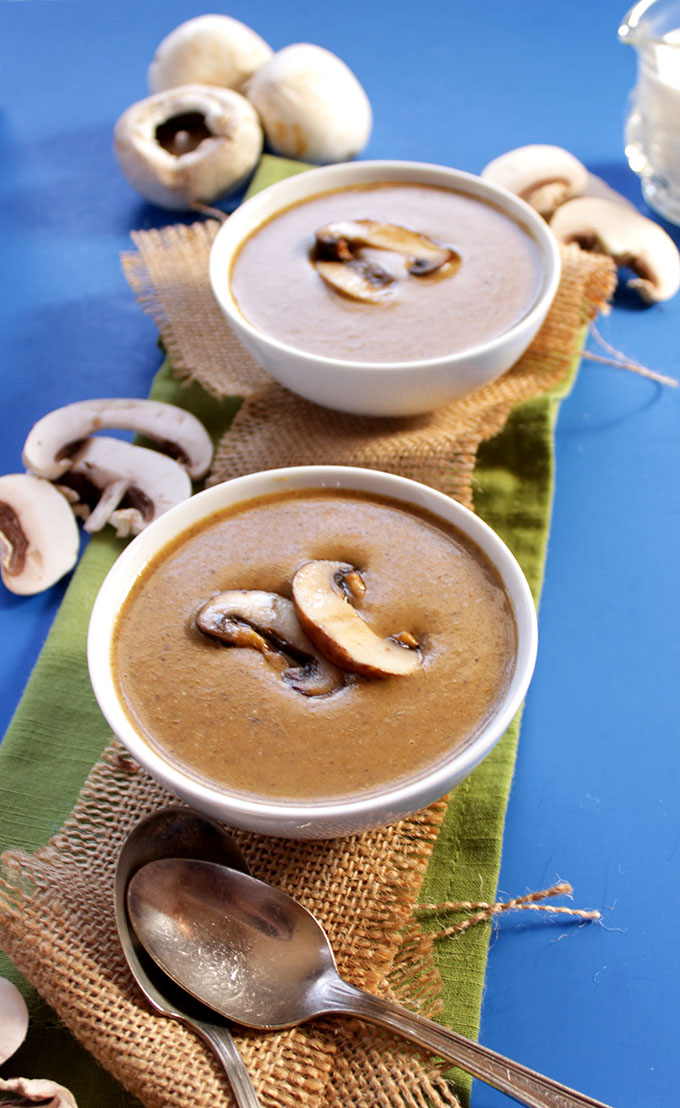 Creamy Mushroom Soup. Perfect as an appetizer or side soup. #glutenfree #soup
