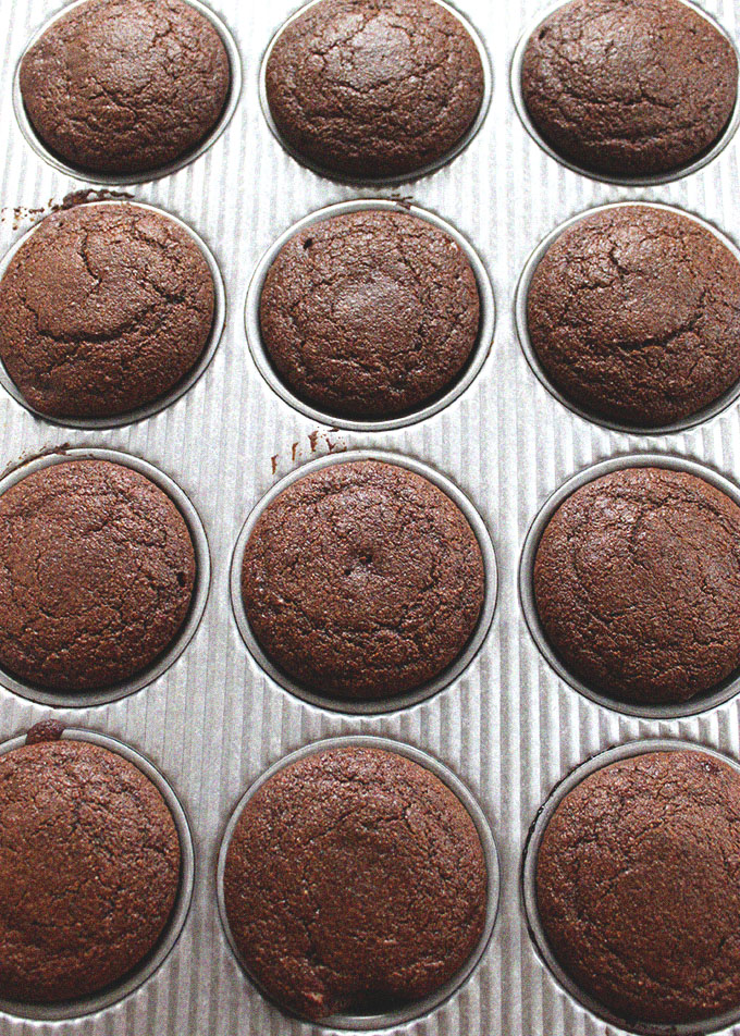 Grain Free Chocolate Cupcakes. #Glutenfree #grianfree #chocolate