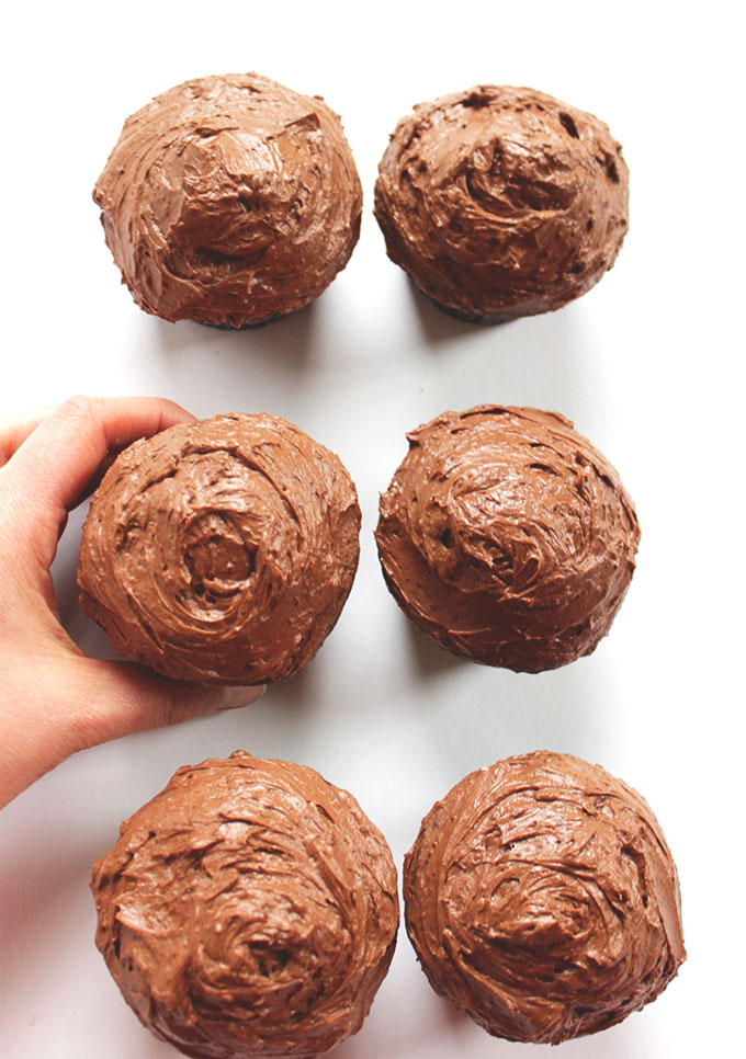 Grain Free Chocolate Cupcakes. With zucchini. Delicious, easy. #glutenfree #chocolate