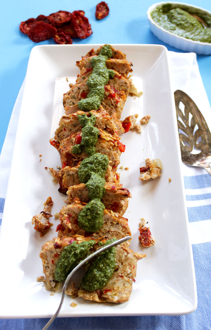 Italian Turkey Meatloaf Muffins with Basil Pesto. Simple. Healty. Delicious #glutenfree