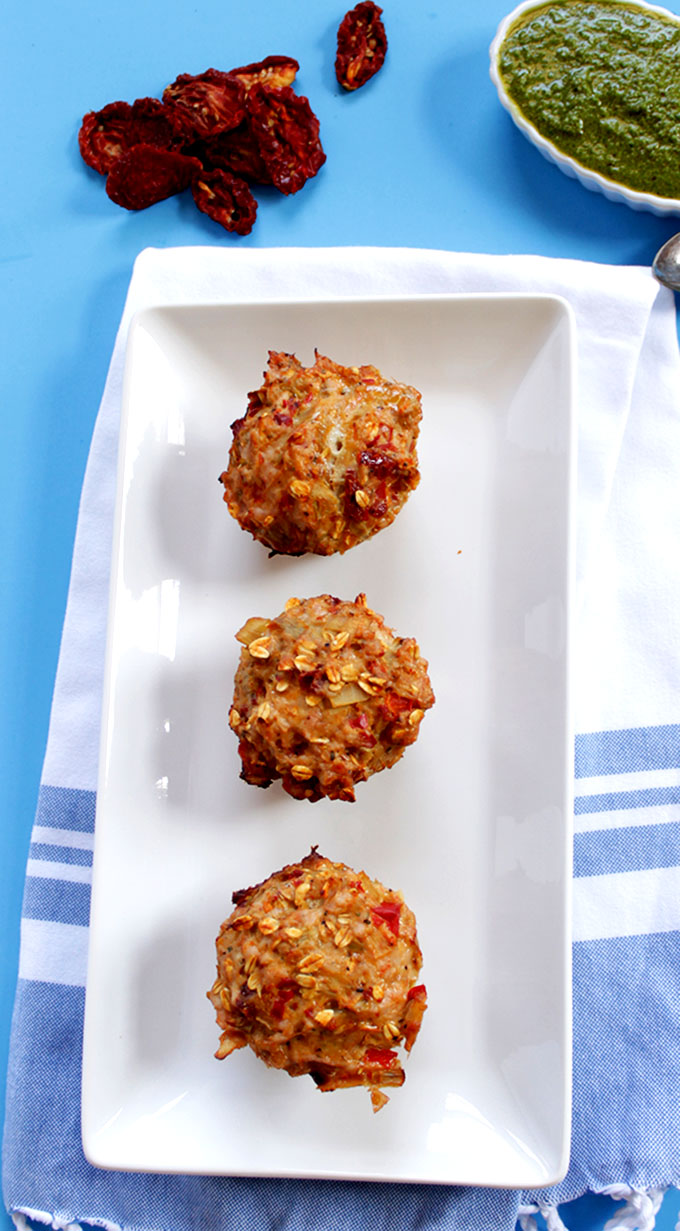 Italian Turkey Meatloaf Muffins. Simple. Healthy. Flavorful. Make-a-head-meal. #glutenfree