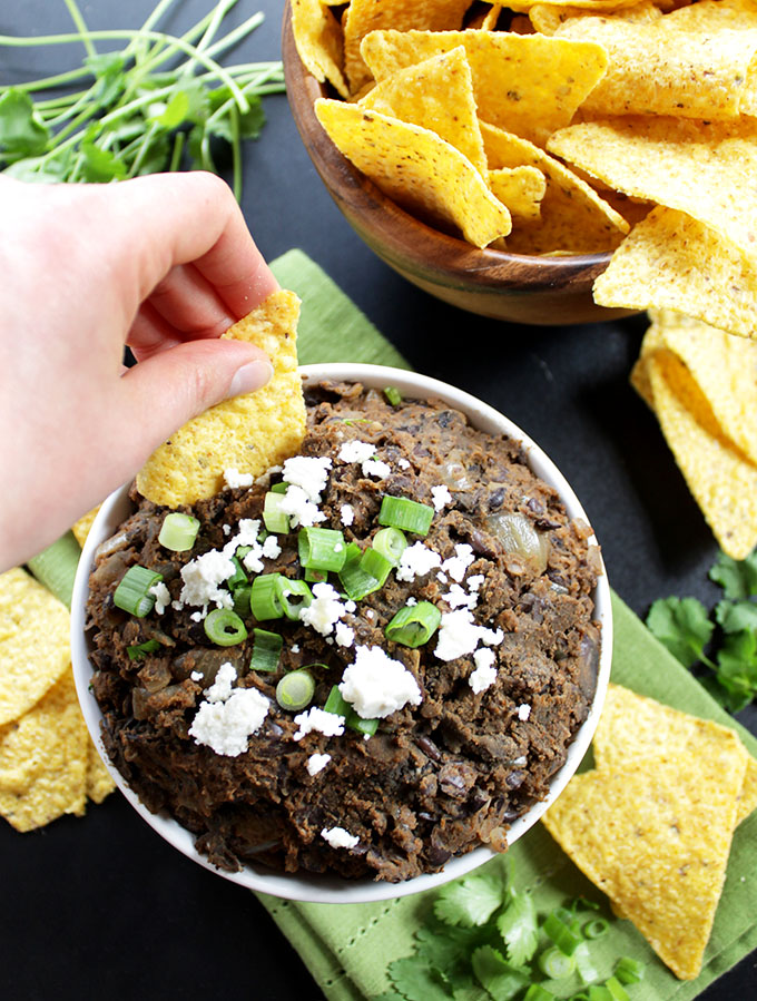 Refried Black Beans. Easy. Quick. Healthy. Never use canned refried beans again! #glutenfree