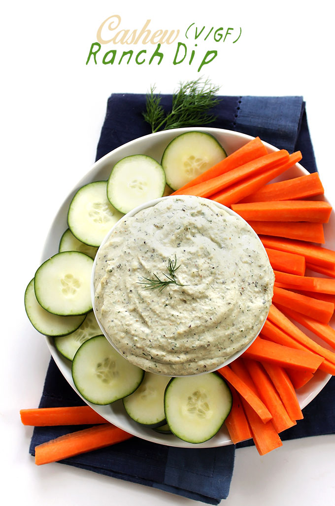 Cashew Ranch Dip. So easy to make. tastes just like the store-bought stuff. #vegan #glutenfree