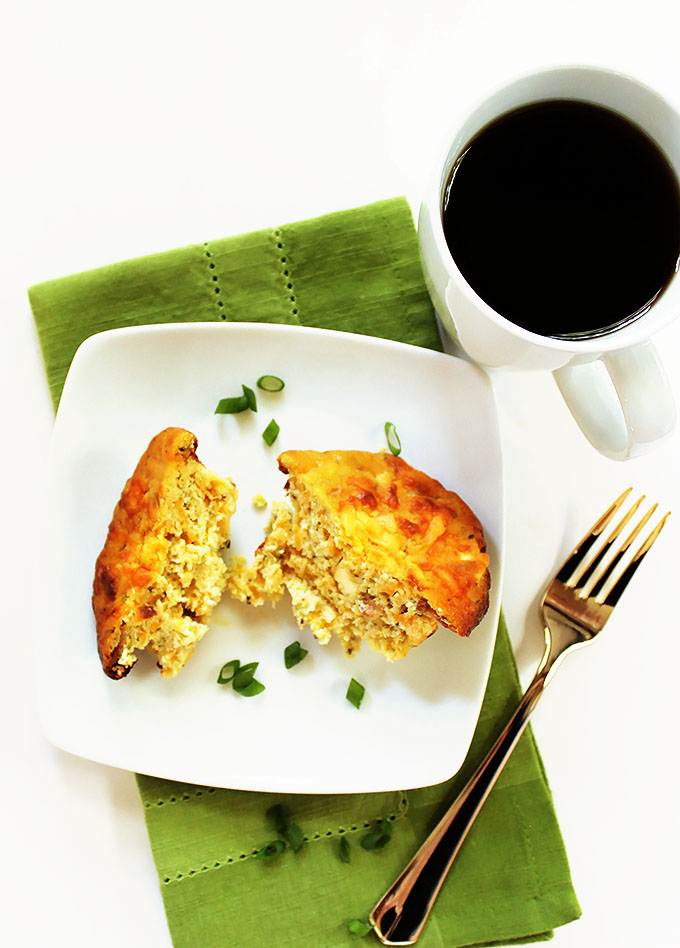 Bacon and Egg Breakfast Muffins. Savory, decedant, satisfying. #glutenfree #breakfast | robustrecipes.com