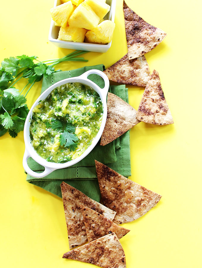 Pineapple salsa. Sweet and spicy, bursting with fresh pineapple. Serve with homeade sugar-cinnamon tortilla chips. So easy to make. #vegan #glutenfree #salsa