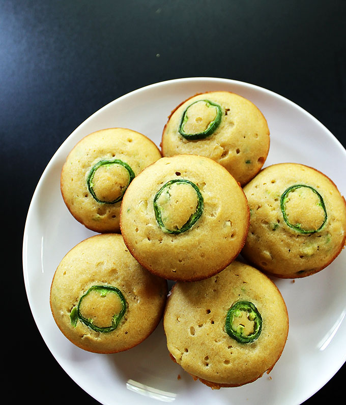 Gluten Free Jalapeno Cornbread Muffins. Sweet and spicy combo. So tender and moist. #glutenfree | robustrecipes.com