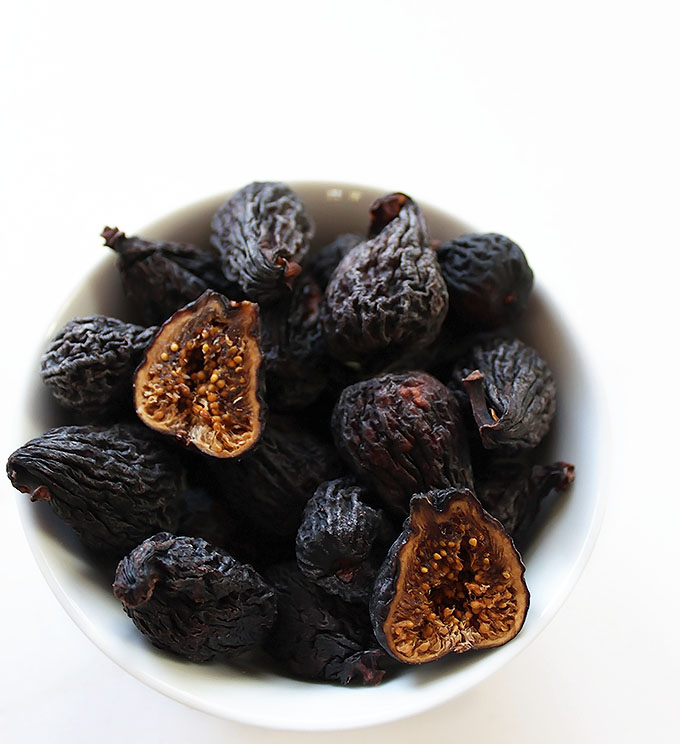 Dried Figs for Roasted Sweet Potato Fig Soup. | robustrecipes.com