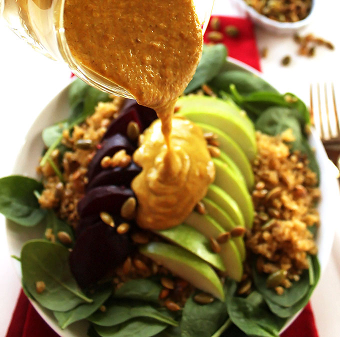Green Apple Beet Spinach Salad with Curry Dressing. Healthy. Satisfying. Delicious! #vegan #glutenfree