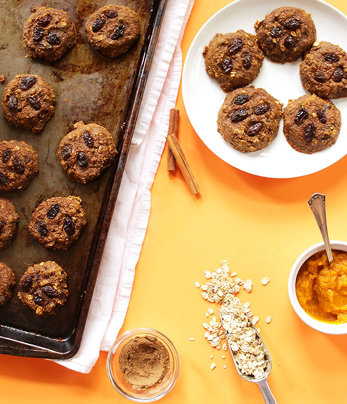 Pumpkin Oatmeal Raisin Cookies. So soft, tender, chewy, and delicious! #glutenfree #pumpkin  | robustrecipes.com