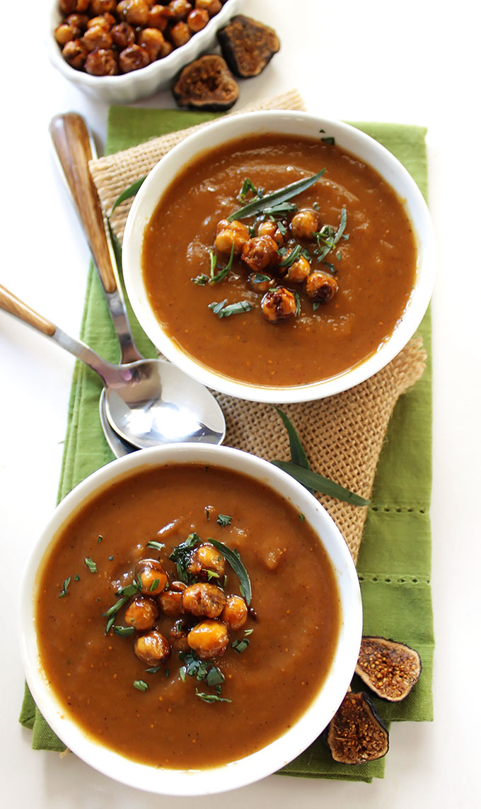 Roasted Sweet Potato Fig Soup with Crispy Chickpeas. Sweet, rich, creamy, delicious! #glutenfree | robustrecipes.com