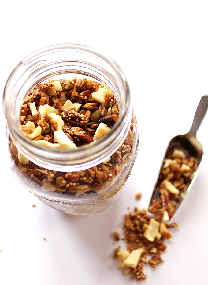 Apple Spiced Granola. Simple, easy, delicious. Vegan and gluten free! Perfect for breakfast or snacks!