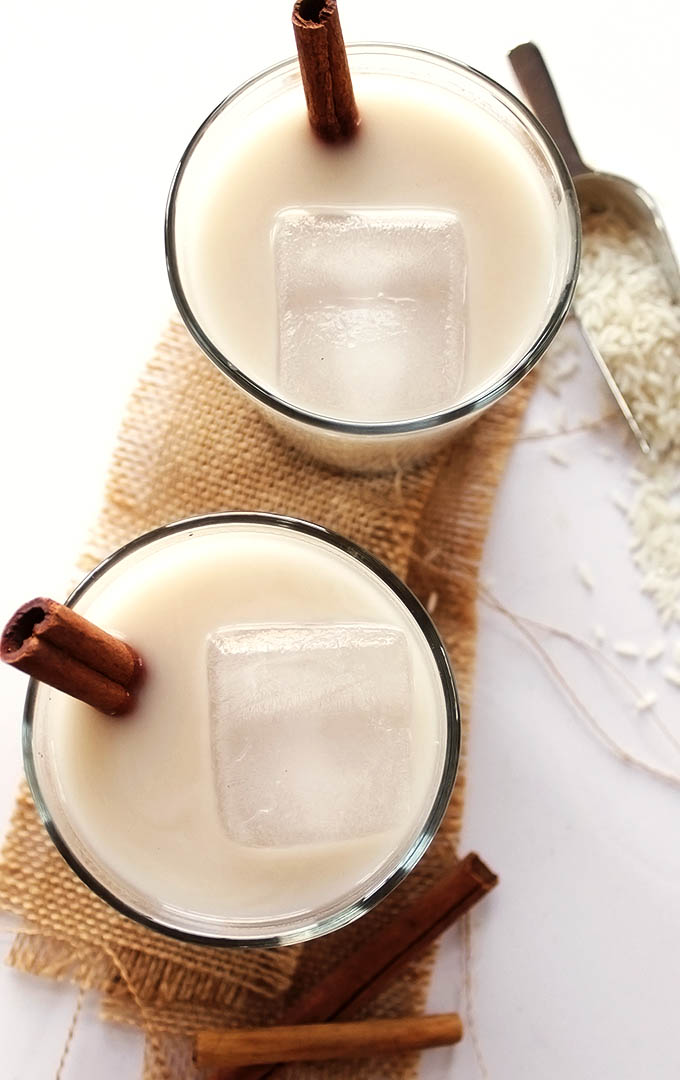 Naturally Sweetened Horchata - Rich creamy rice cinnamon drink. EASY to make. Refreshing, Naturally sweetnened with agave nectar. Vegan/Dairy Free/Gluten Free. | robustrecipes.com