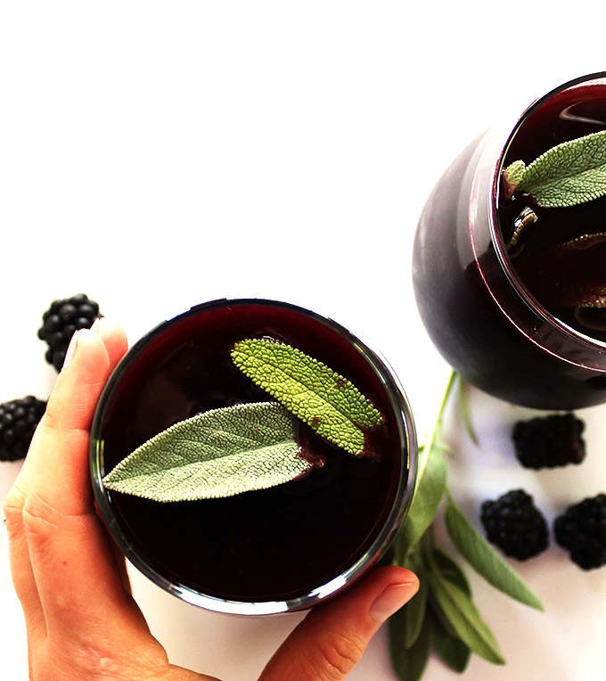 Blackberry Sage Red Wine Sangria - Refreshing, EASY sangria that's bursting with fresh blackberries and fresh sage leaves. Perfect summertime drink for parties! Vegan/Gluten Free.