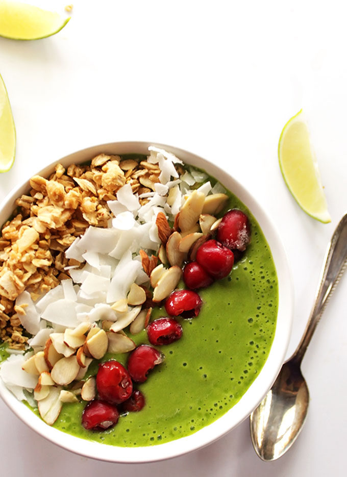 Green Lime Smoothie Bowl - Refreshing, creamy, slightly sweet, and tangy. Loaded with spinach and topped with anything you want! This recipe is great for breakfast or a snack. Vegan / gluten free/ refined sugar free