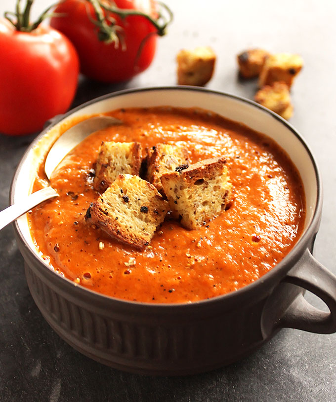 roasted-tomato-and-red-pepper-soup-7