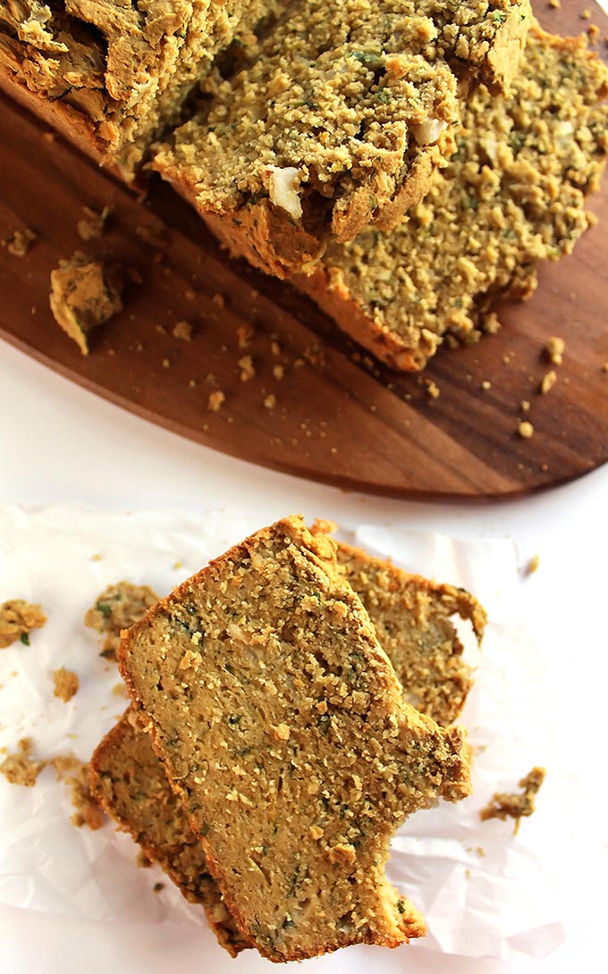 Gluten Free Savory Zucchini Bread - Savory zucchini bread speckled with onion, garlic, and herbs, and zucchini. We LOVE this recipe in the fall! Gluten free / dairy free | robustrecipes.com