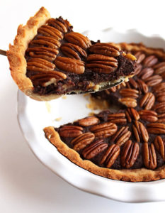 Gluten Free Chocolate Pecan Pie - This pie is super EASY to make! It has a decadent filling with a doughy crust and toasted pecans! This recipe is made without corn syrup. The perfect pie for Holidays! - robustecipes.com