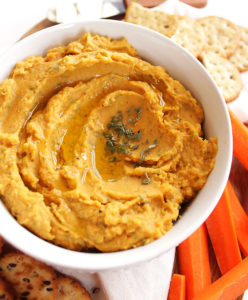 Pumpkin Sage Hummus - The perfect balance of savory and sweet. A healthy appetizer for any winter or fall party. So YUM! This recipe is EASY to make! Vegan/Gluten Free/Vegetarian | robustrecipes.com