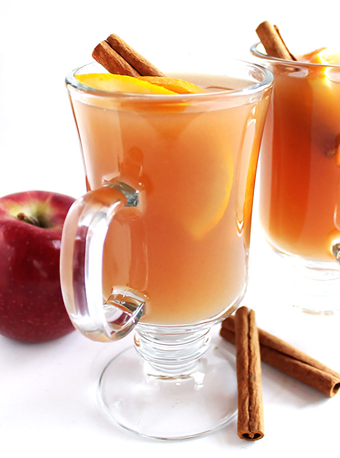 Slow Cooker Apple Cider + Boozy Bar - Fresh apple cider made in a slow cooker. This recipe is easy comforting, and delicious! Make a hot cider boozy bar: perfect for Halloween, Christmas, or New Year's Eve parties. Set out assorted hard liquors, juices, caramel sauce, cinnamon sticks etc for guests to customize their hot cider! Gluten free/vegan | robustrecipes.com