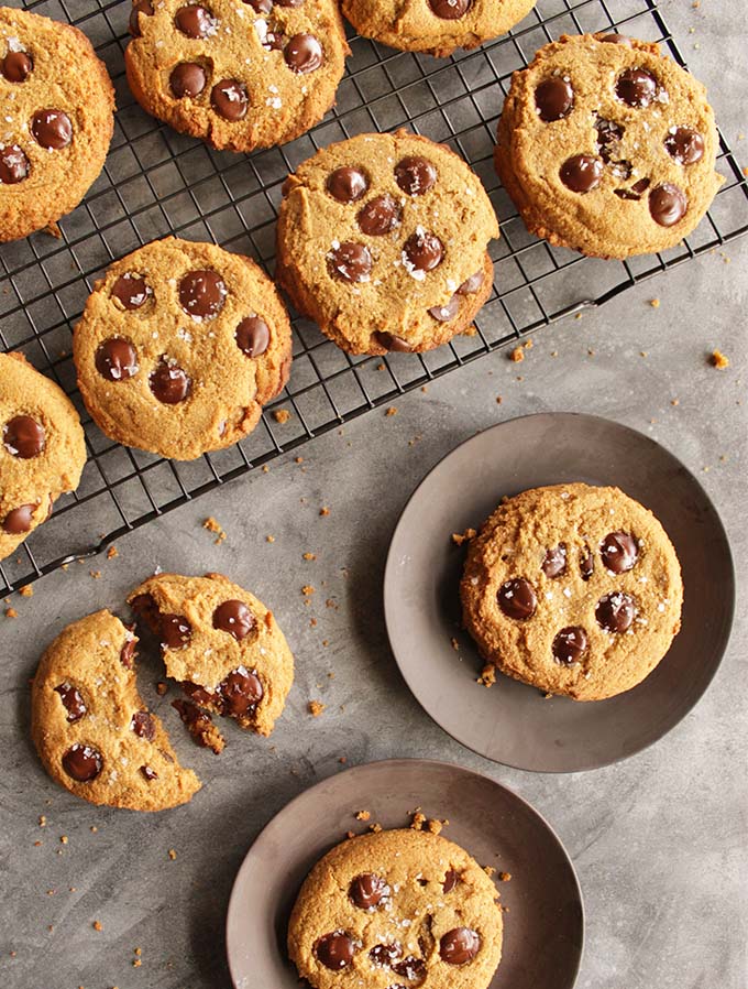 Soft Chocolate Chip Cookies (Gluten Free) - The ultimate soft chocolate chip cookie recipe. Perfectly fluffy, tender and studded with dark chocolate chips and topped with flaked sea salt. So YUM! (Gluten Free/Dairy Free) | robustrecipes.com
