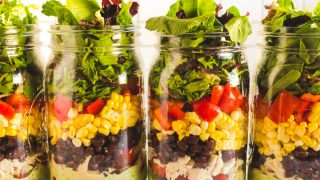 https://robustrecipes.com/wp-content/uploads/2019/08/mexican-salad-in-a-jar-with-healthy-ranch-dressing-3-320x180.jpg