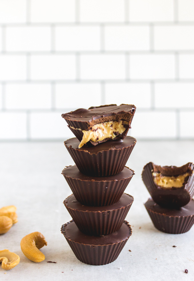 5 Ingredient Vanilla Cashew Butter Cups - the perfect homemade treat for any Holiday.  They are simple, yet impressive and easy to make. #Vegan #gluten free #dairy free #chocolate #dessert #cashews #cashewbutter #Holidayrecipe #christmas #christmasrecipe #halloweenrecipe #halloween #Easterrecipe #easter #nobake | robustrecipes.com
