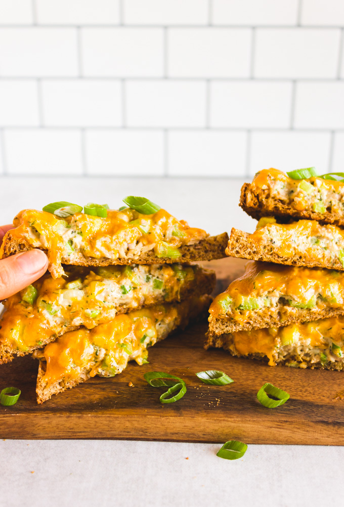 10 ingredient Tuna Melt -  quick and easy meal that makes use of fridge and pantry staples. Easy to adapt ingredients as needed. Tasty and comforting. #pantrystaples #tunamelt #easyrecipe #healthycomfortfood #comfortfood #glutenfreerecipe #cannedtuna #weeknightdinner | robustrecipes.com