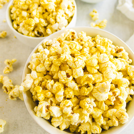 https://robustrecipes.com/wp-content/uploads/2020/06/THUMBNAIL-the-best-stovetop-popcorn-with-nutrtional-yeast.jpg